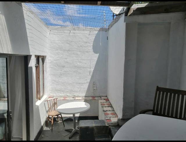 1 BEDROOM APARTMENT RENTED IN SUMMERSTRAND